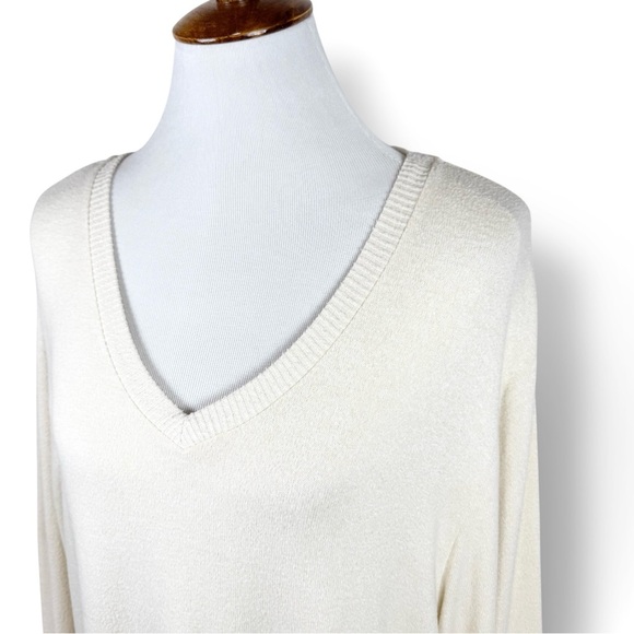 Anthropologie Cream V Neck Long Sleeve Fleece Sweater L - Picture 5 of 13